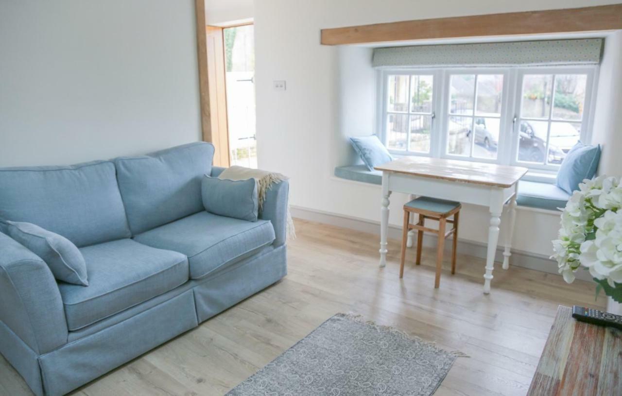 Barley - Cosy Stylish Apartment - Easy Access To Bath And Many Nearby Attractions Box  Exterior photo